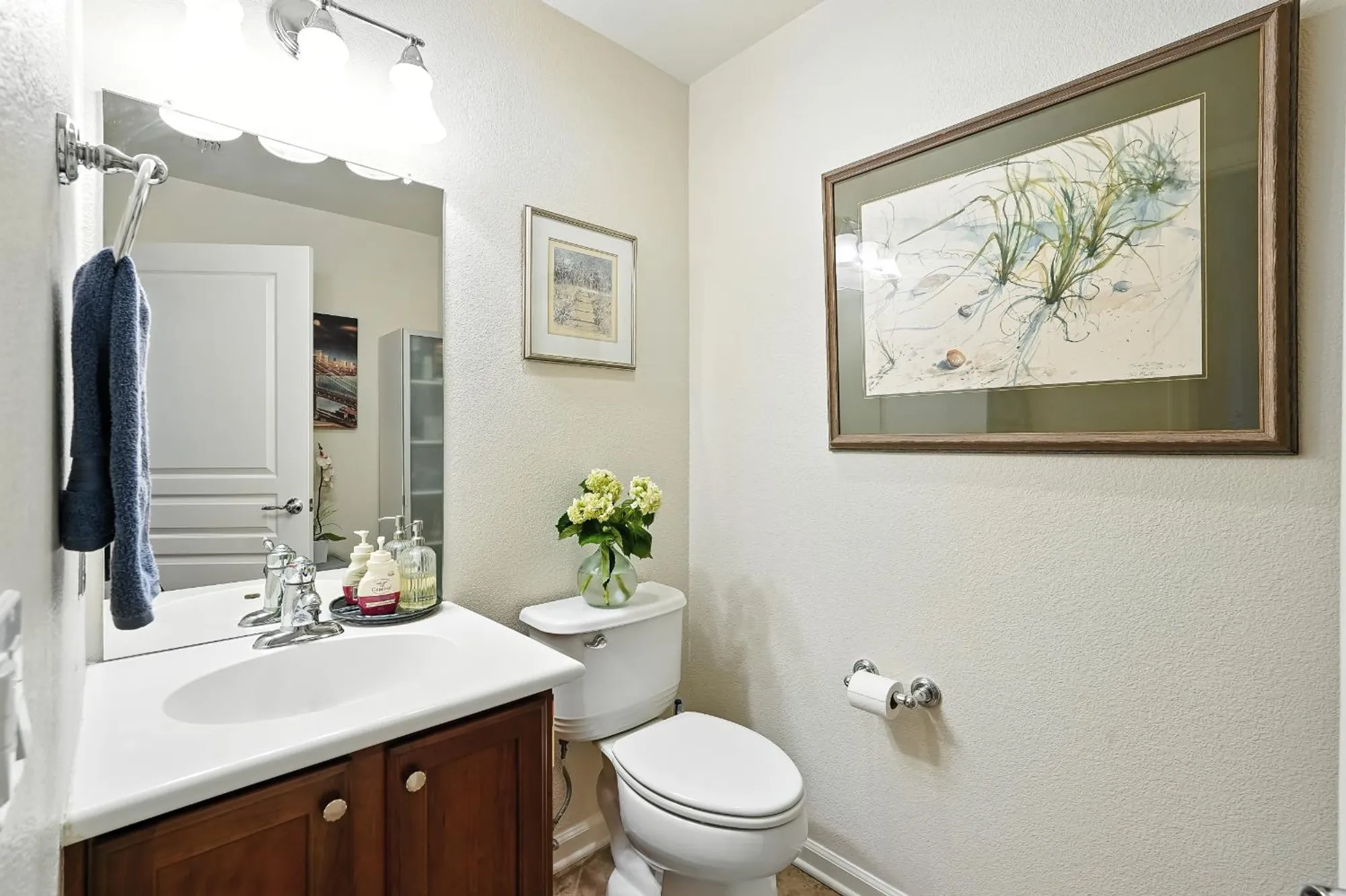 Property Slideshow image 12 of 38 | 1500 topanga ln unit 200, Lincoln, CA, 95648
