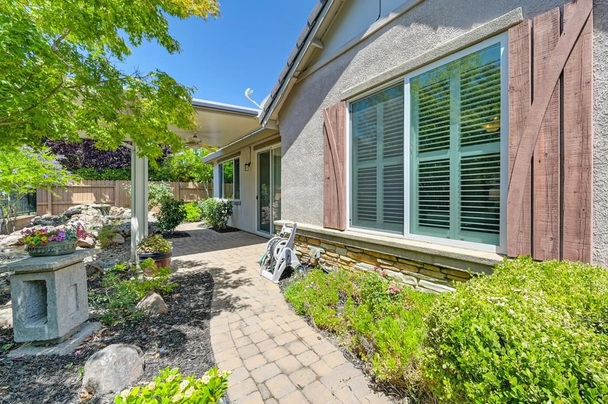 Property Slideshow image 38 of 42 | 7632 chatsworth cir, Elk Grove, CA, 95757