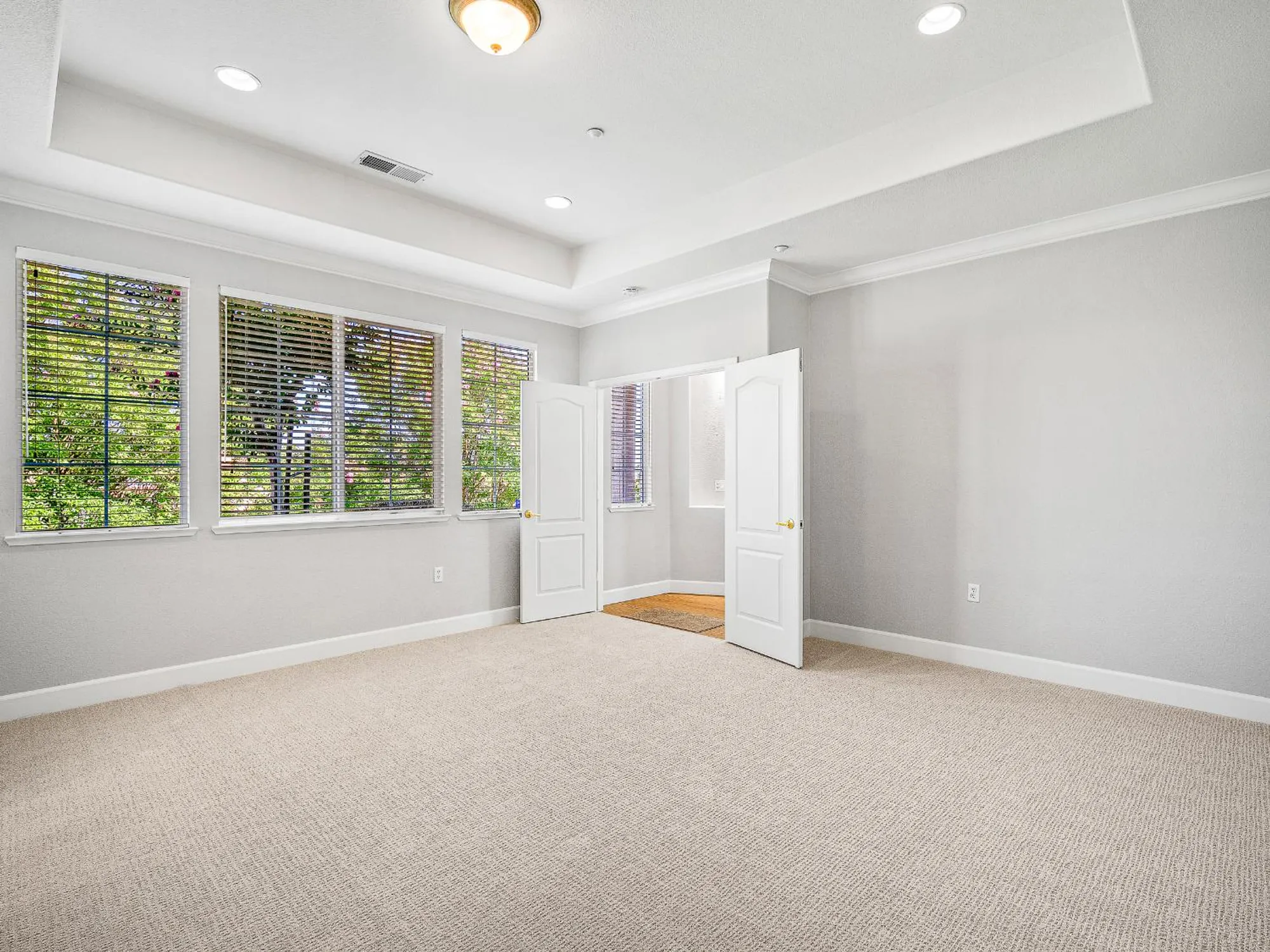 Property Slideshow image 17 of 44 | 3853 park dr, El Dorado Hills, CA, 95762