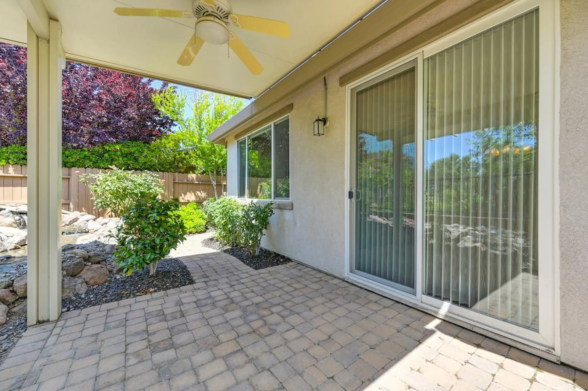Property Slideshow image 37 of 42 | 7632 chatsworth cir, Elk Grove, CA, 95757