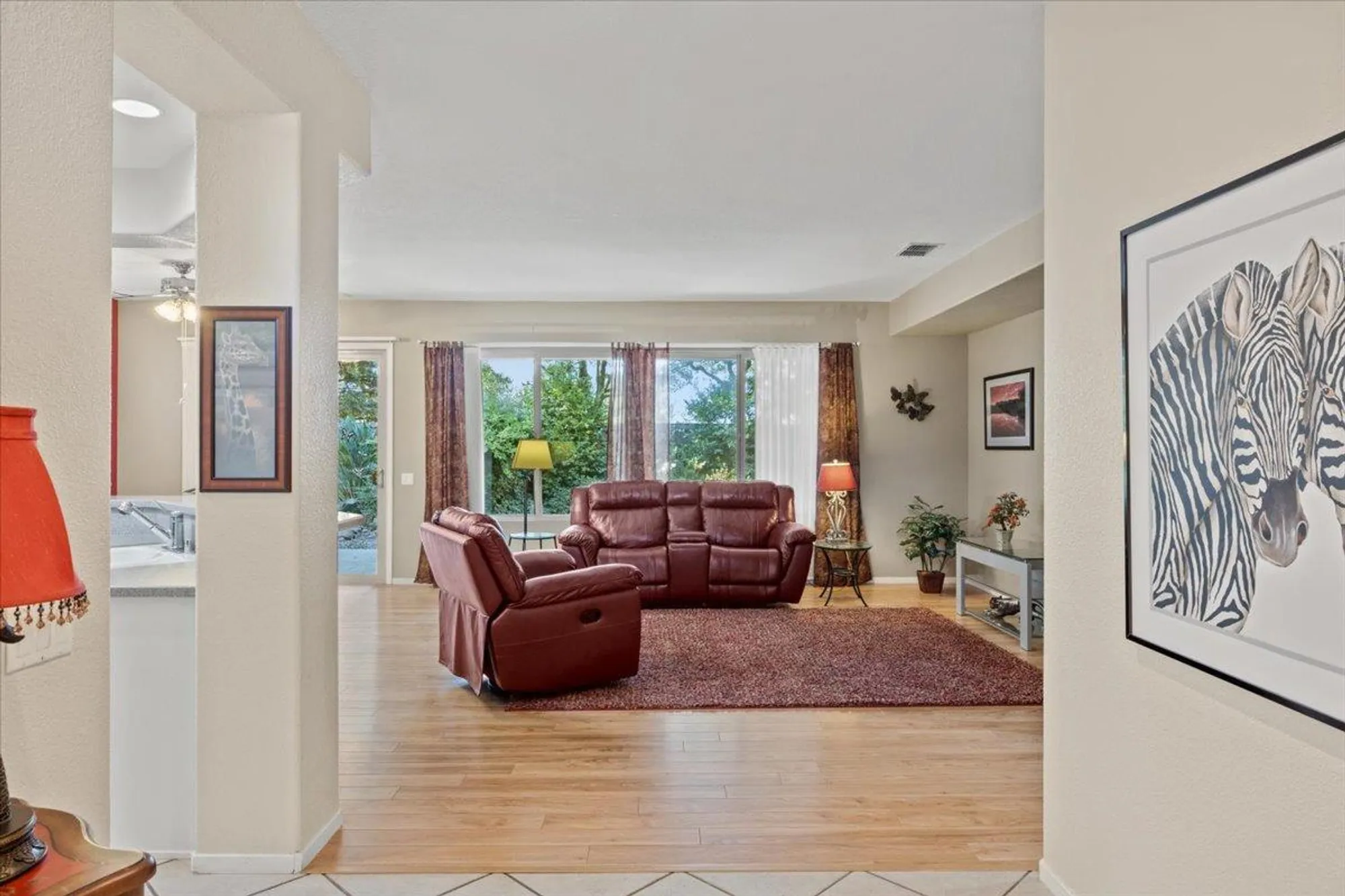 Property Slideshow image 7 of 33 | 1975 mary rose ln, Lincoln, CA, 95648