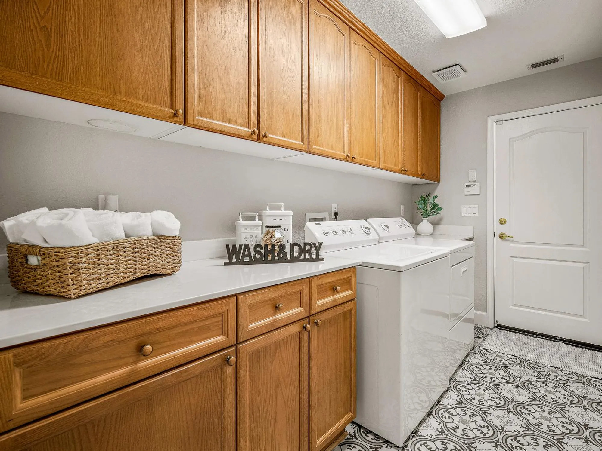 Property Slideshow image 30 of 44 | 3853 park dr, El Dorado Hills, CA, 95762