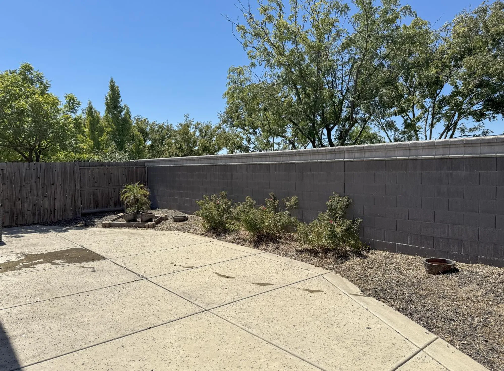 Property Slideshow image 28 of 33 | 2144 arlington dr, Roseville, CA, 95747