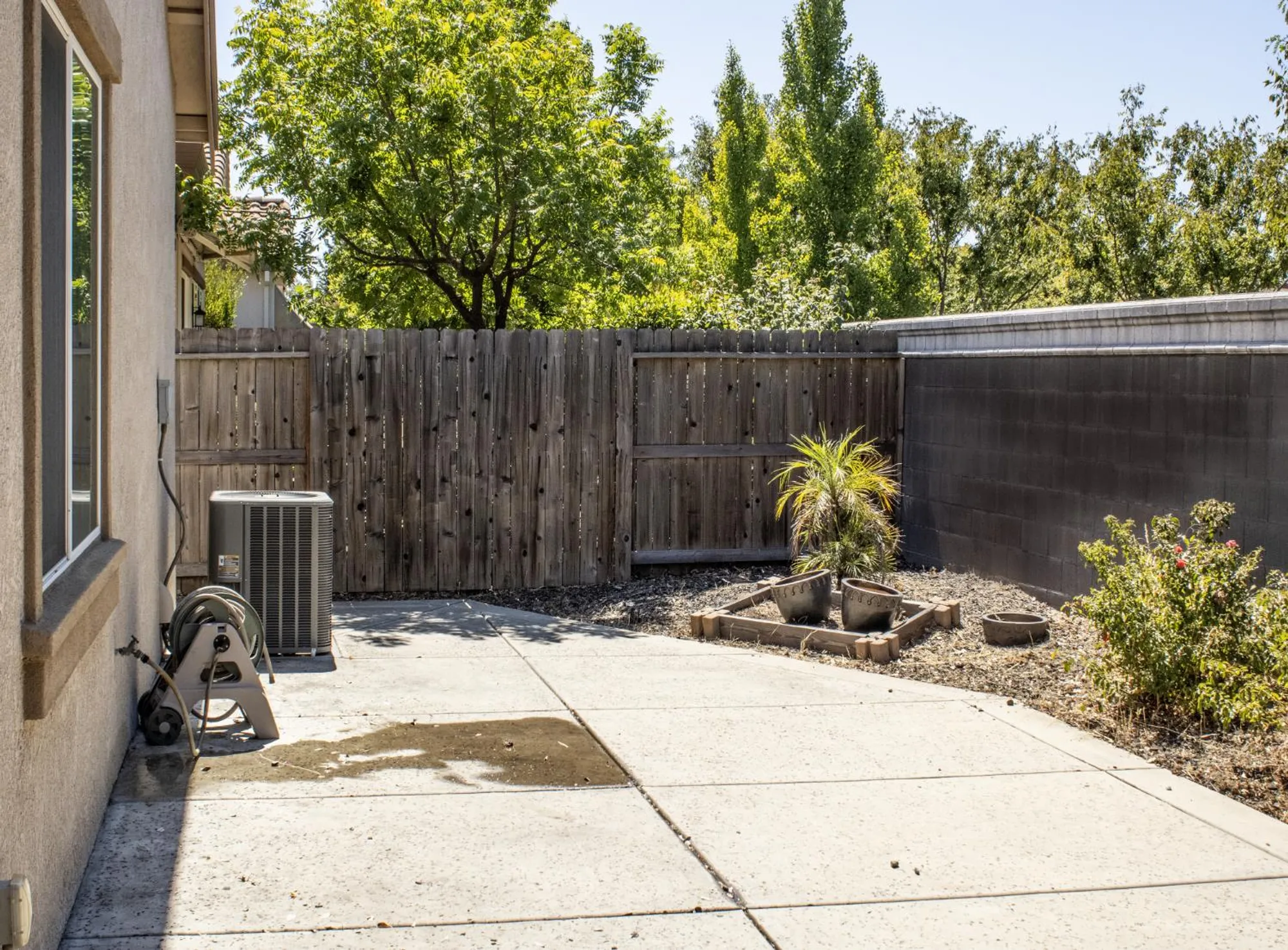 Property Slideshow image 30 of 33 | 2144 arlington dr, Roseville, CA, 95747