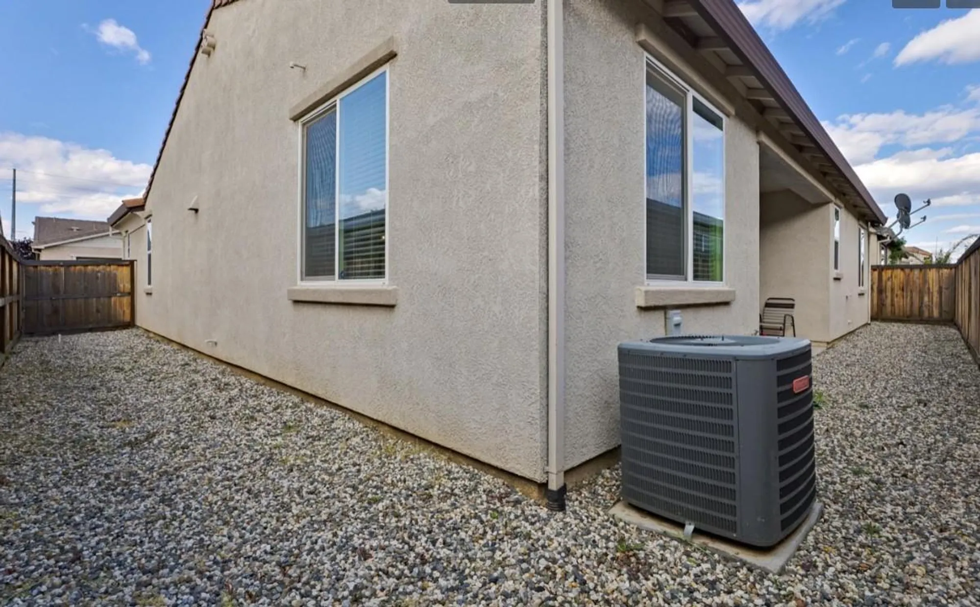 Property Slideshow image 19 of 27 | 4040 arco del paso ln, Sacramento, CA, 95834