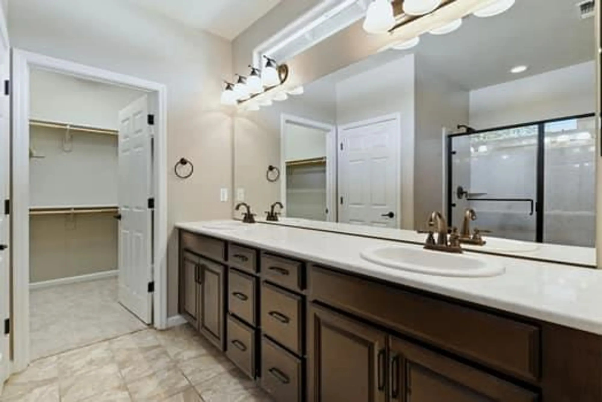 Property Slideshow image 16 of 23 | 1665 river birch st, Manteca, CA, 95336