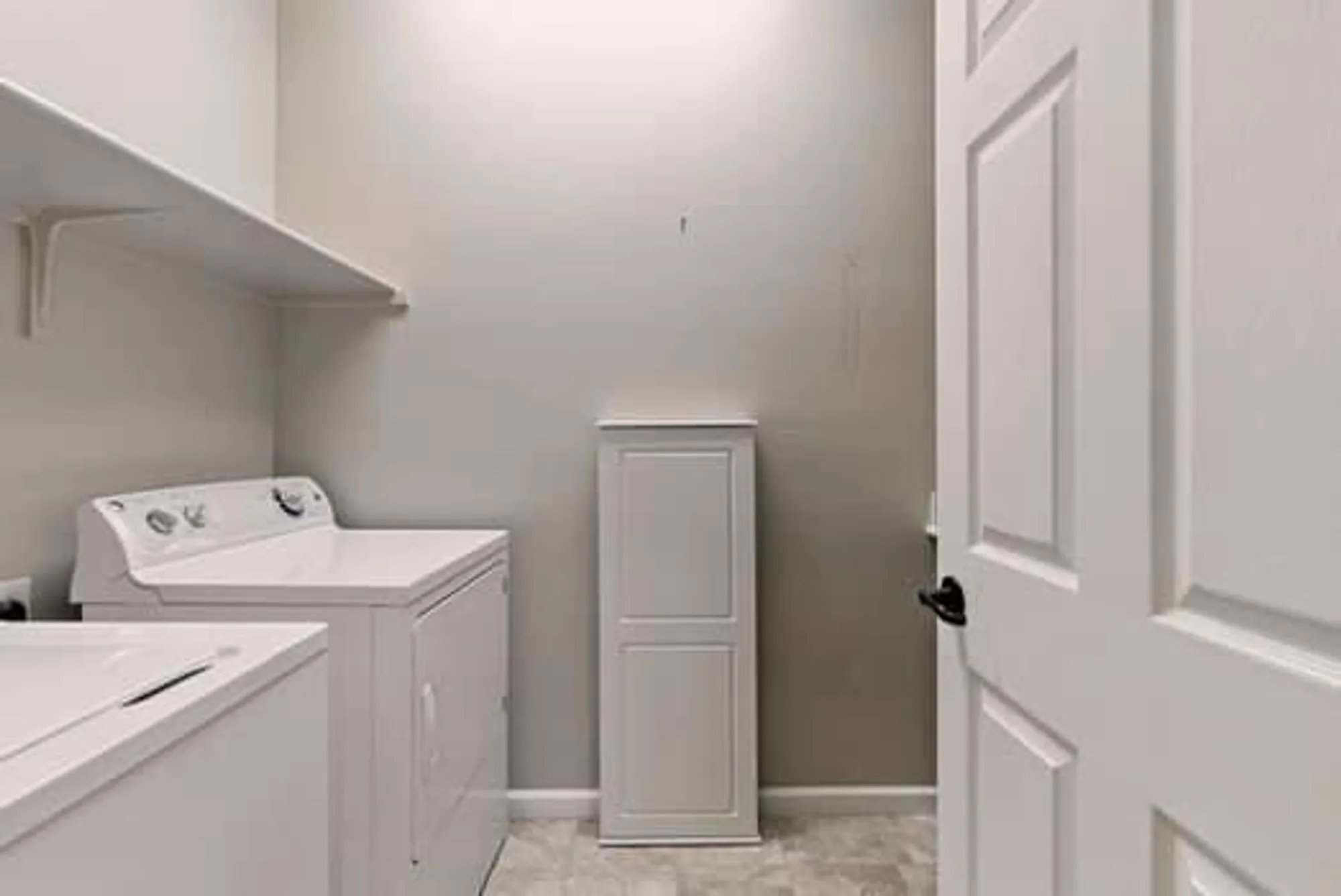 Property Slideshow image 11 of 23 | 1665 river birch st, Manteca, CA, 95336