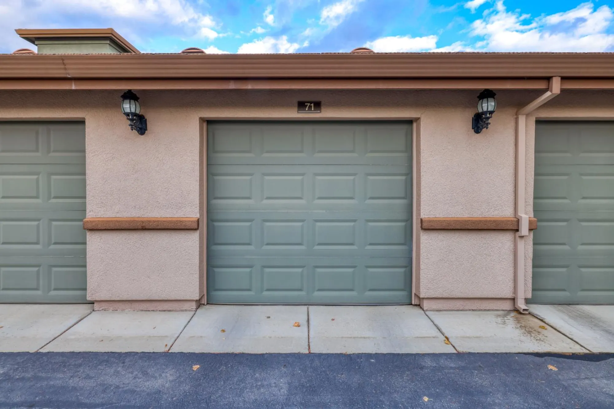 Property Slideshow image 25 of 27 | 1550 topanga ln unit 107, Lincoln, CA, 95648