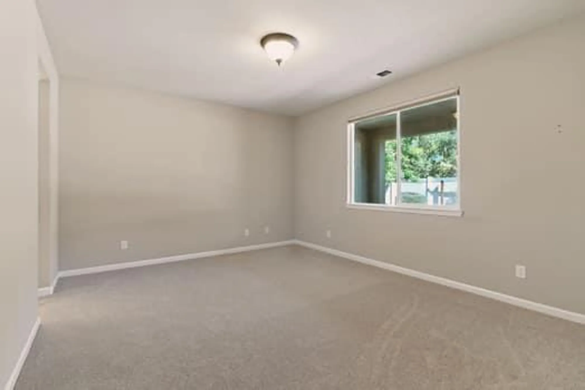 Property Slideshow image 15 of 23 | 1665 river birch st, Manteca, CA, 95336