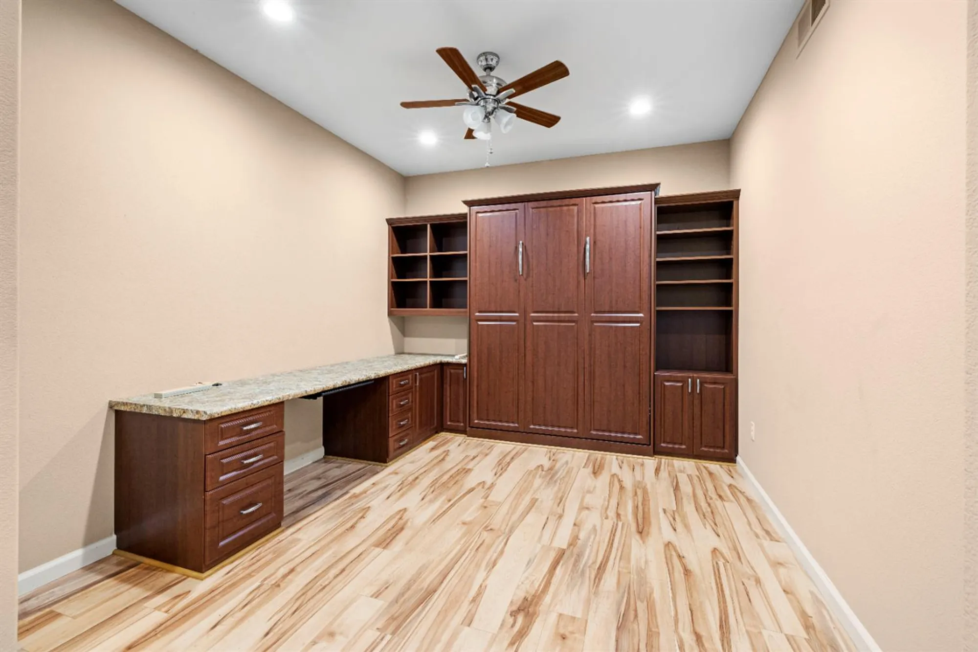 Property Slideshow image 19 of 27 | 1550 topanga ln unit 107, Lincoln, CA, 95648