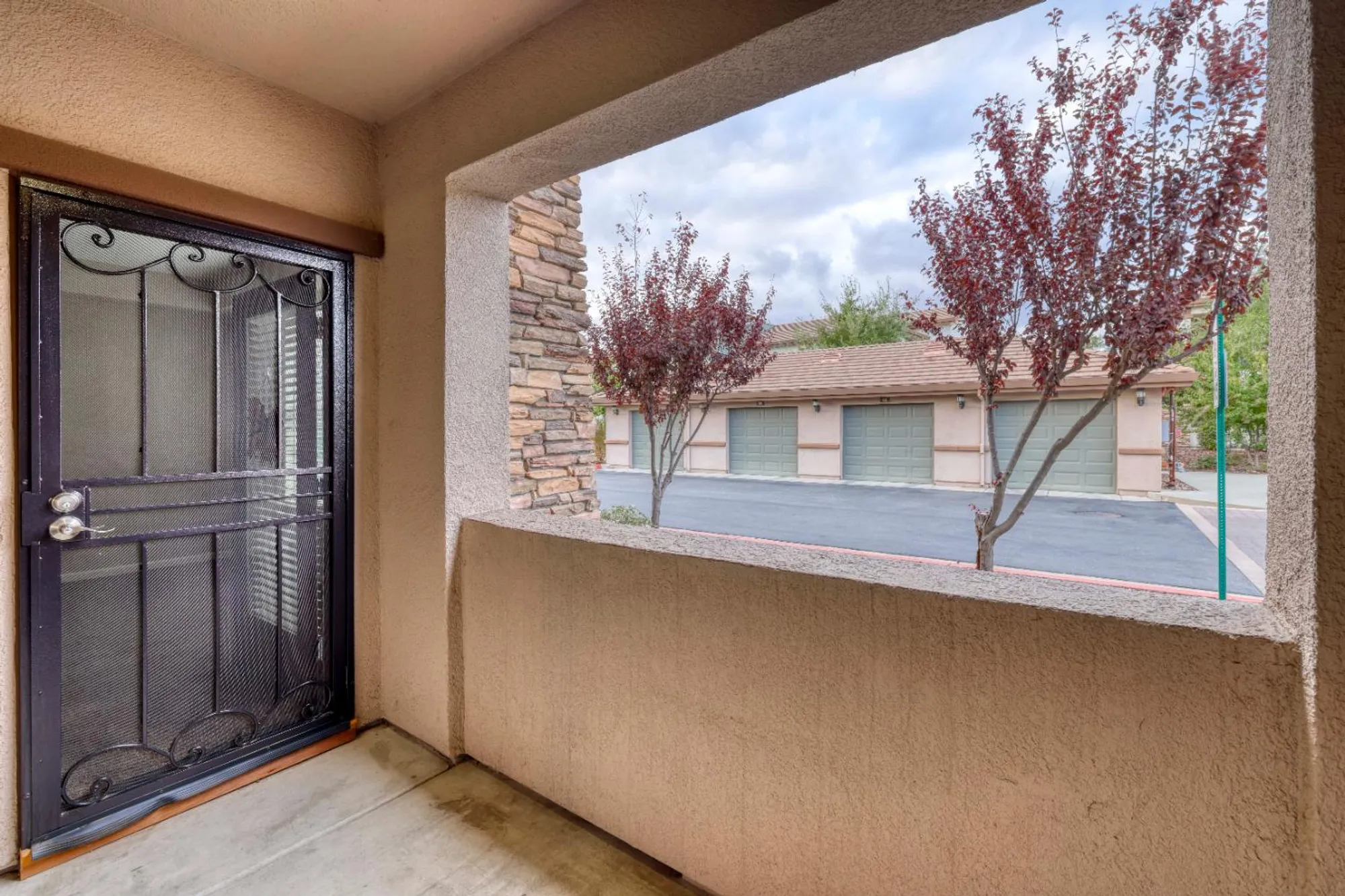 Property Slideshow image 23 of 27 | 1550 topanga ln unit 107, Lincoln, CA, 95648