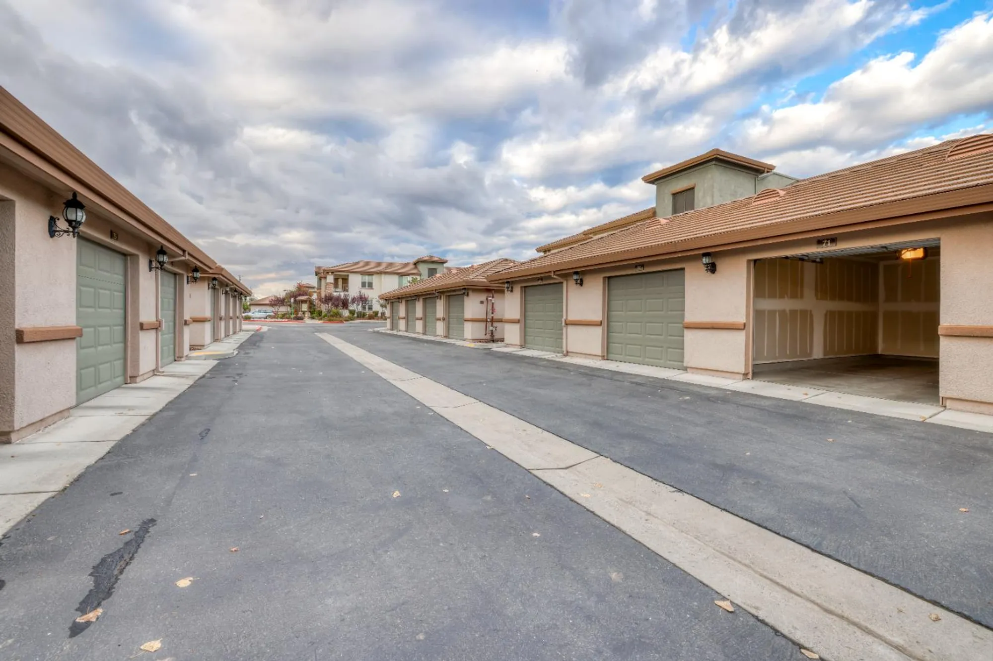 Property Slideshow image 26 of 27 | 1550 topanga ln unit 107, Lincoln, CA, 95648
