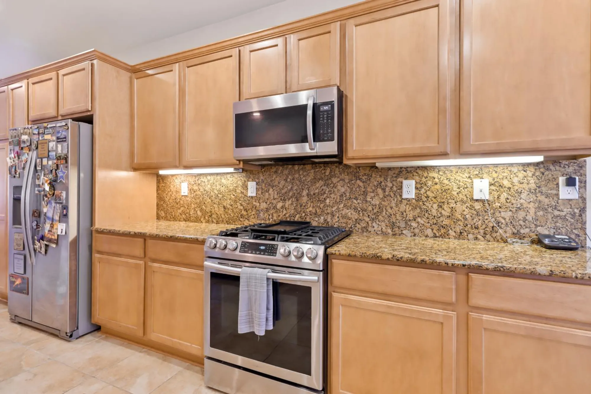 Property Slideshow image 10 of 42 | 7401 rothschild ct, Elk Grove, CA, 95757