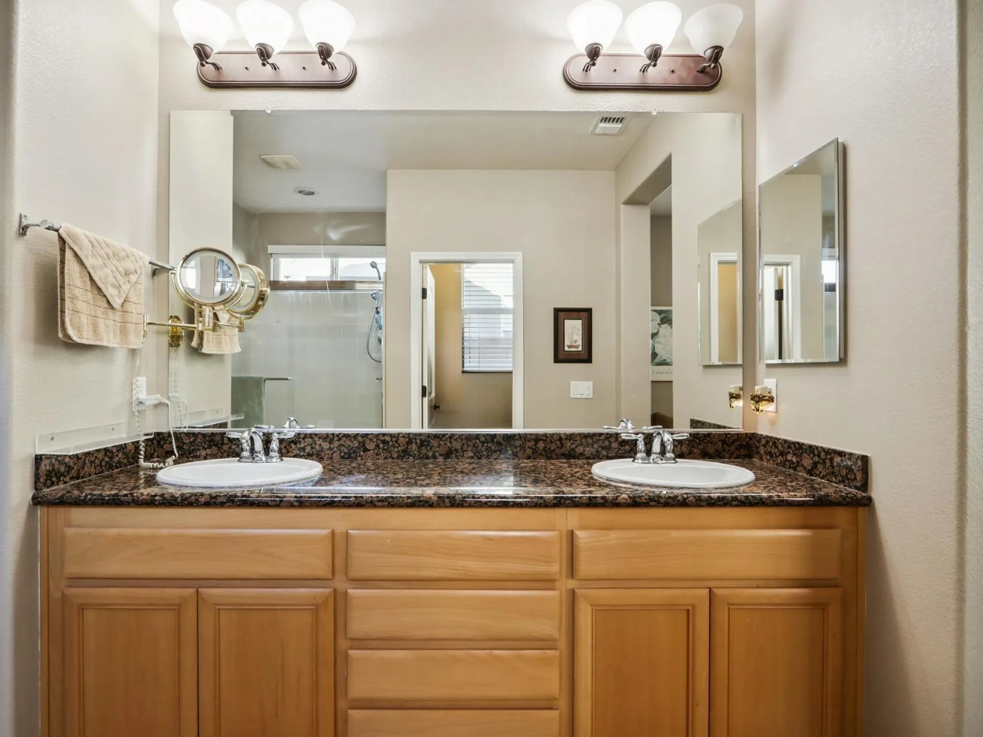 Property Slideshow image 31 of 69 | 4133 hovnanian dr, Sacramento, CA, 95834