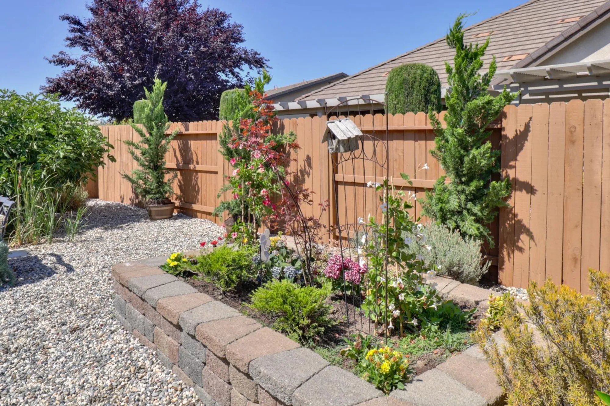 Property Slideshow image 47 of 49 | 9895 sheffield way, Elk Grove, CA, 95757