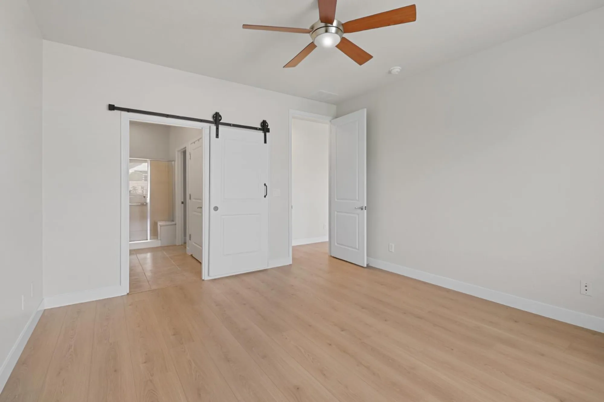 Property Slideshow image 31 of 49 | 9895 sheffield way, Elk Grove, CA, 95757