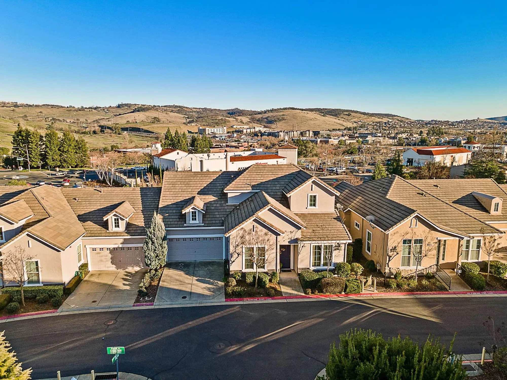 Property Slideshow image 34 of 44 | 3853 park dr, El Dorado Hills, CA, 95762