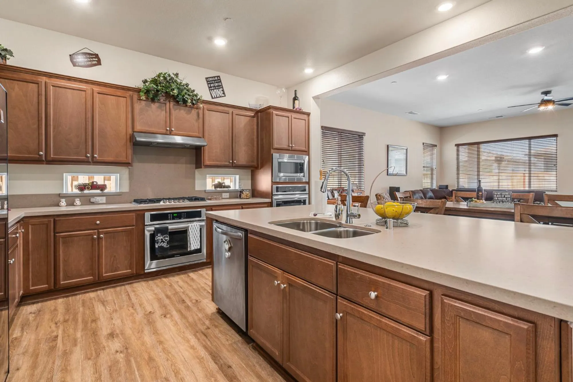 Property Slideshow image 7 of 39 | 743 larkmont st, Manteca, CA, 95336