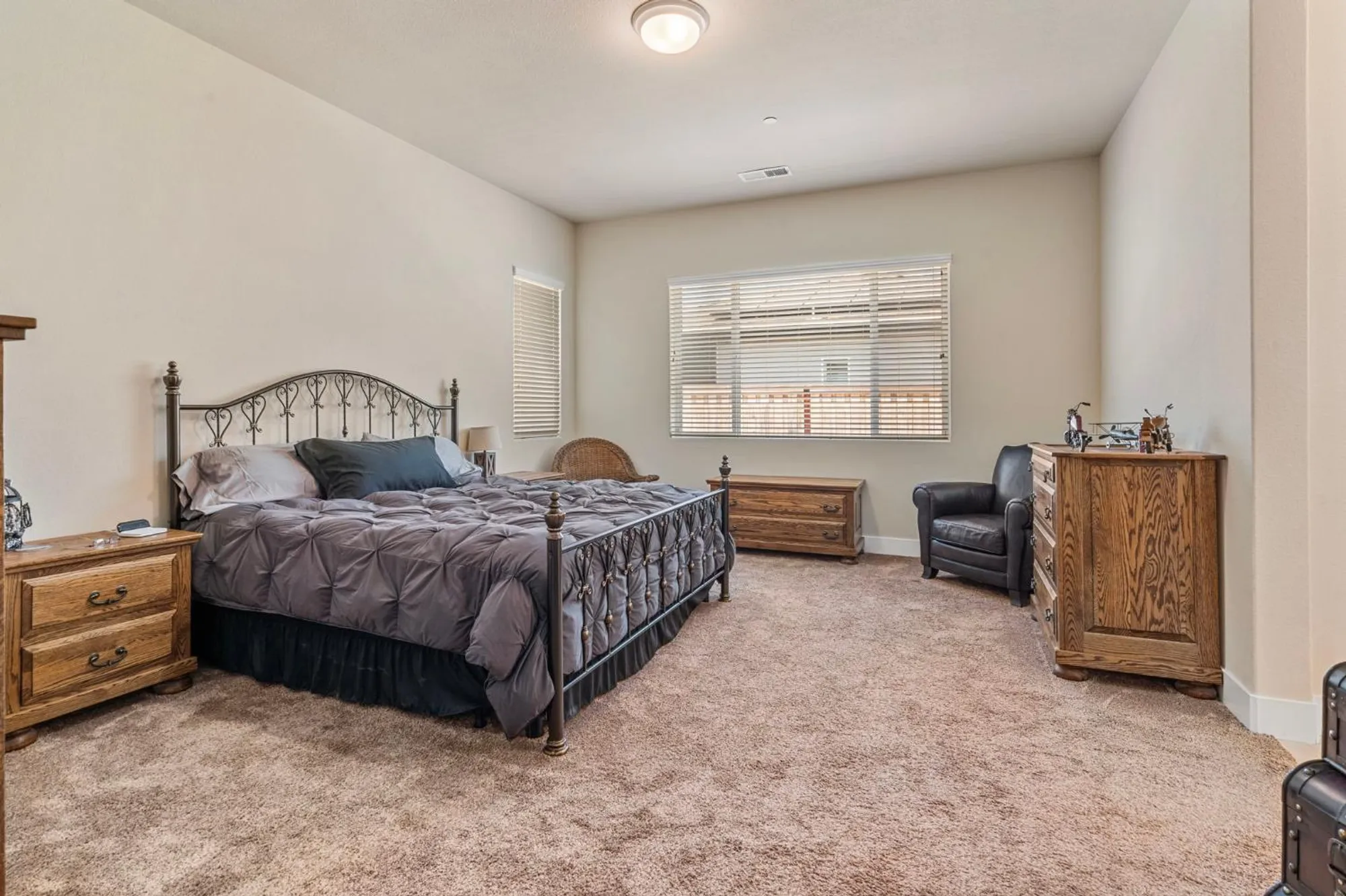 Property Slideshow image 26 of 39 | 743 larkmont st, Manteca, CA, 95336
