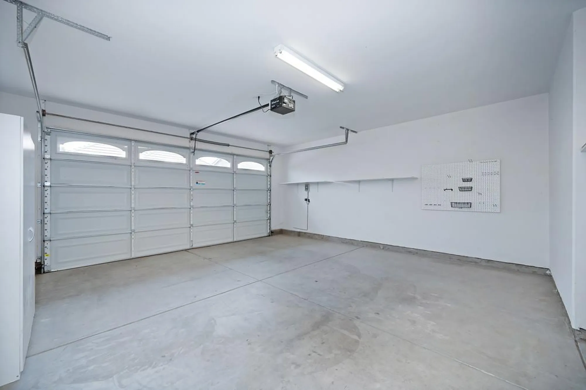 Property Slideshow image 53 of 92 | 4301 hovnanian dr, Sacramento, CA, 95834