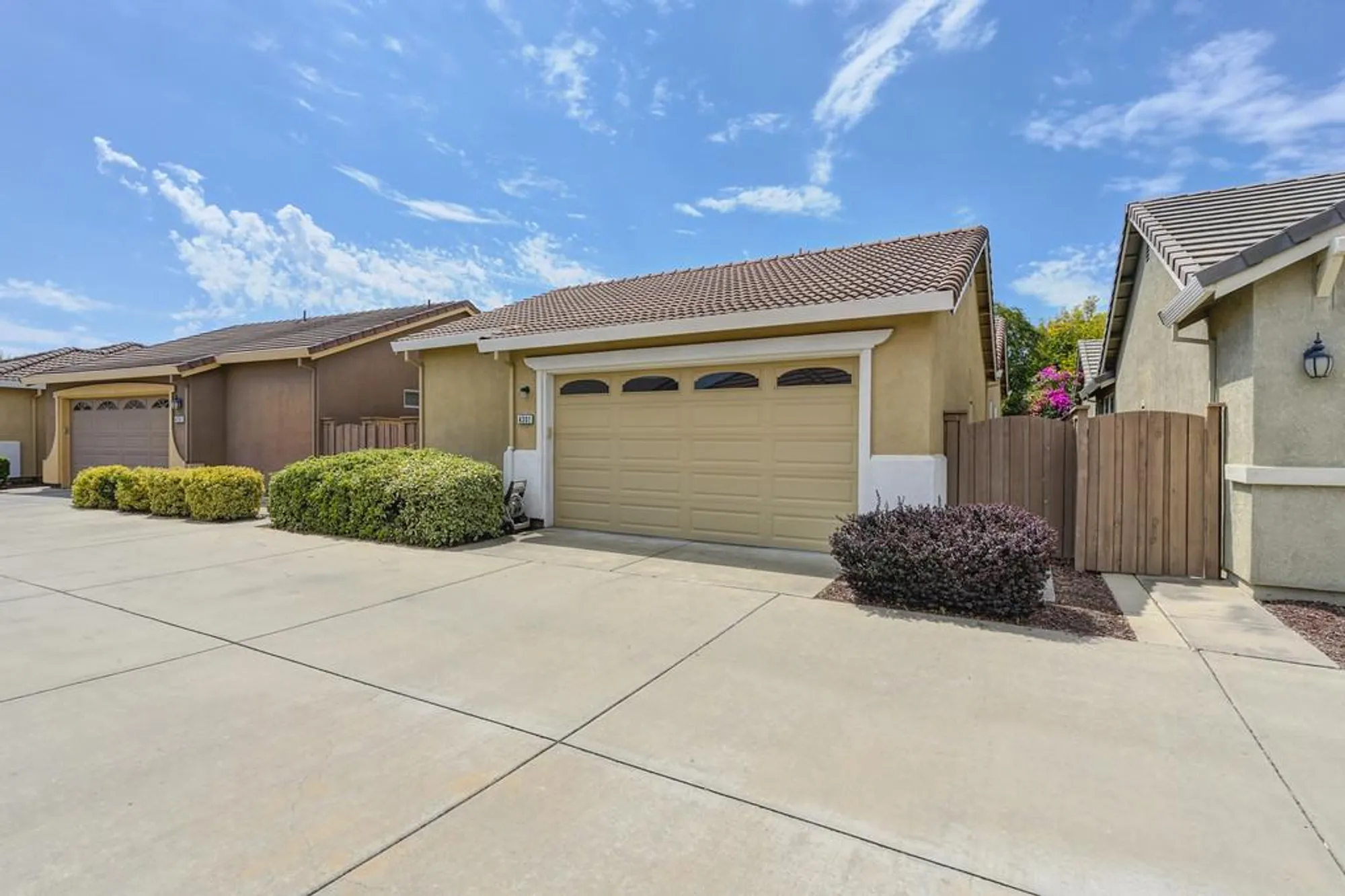 Property Slideshow image 63 of 92 | 4301 hovnanian dr, Sacramento, CA, 95834