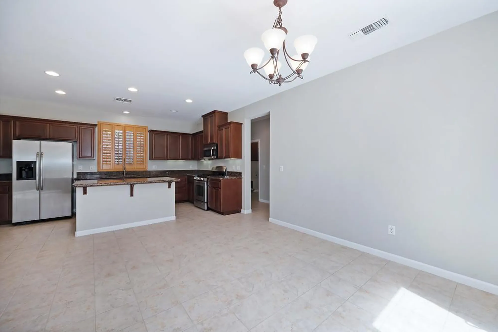 Property Slideshow image 36 of 92 | 4301 hovnanian dr, Sacramento, CA, 95834