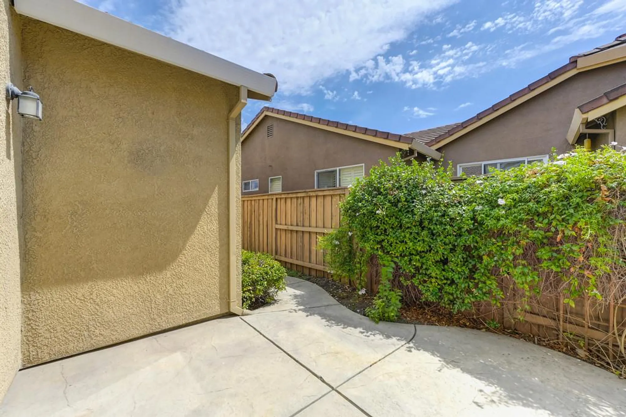 Property Slideshow image 57 of 92 | 4301 hovnanian dr, Sacramento, CA, 95834