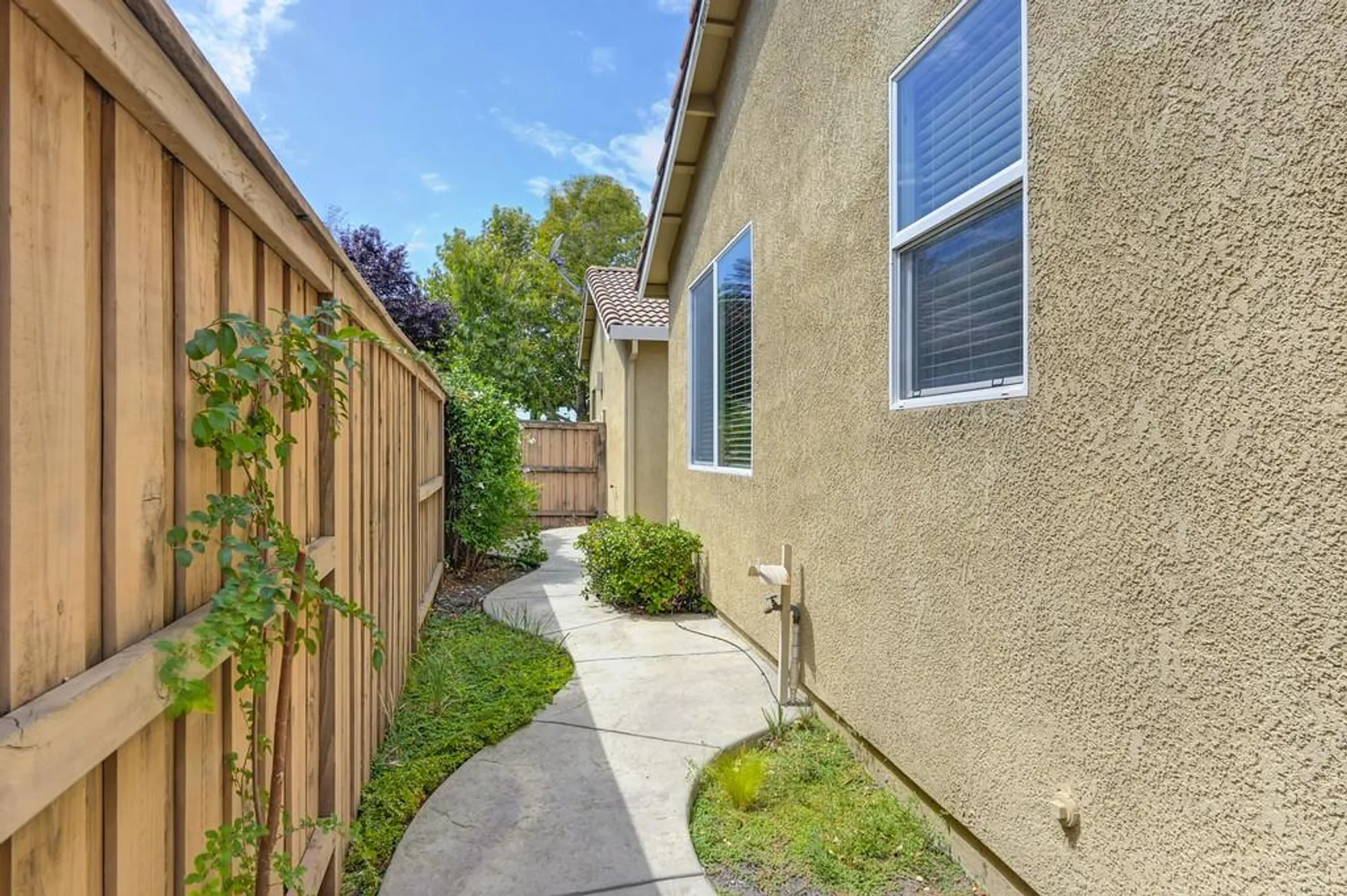 Property Slideshow image 59 of 92 | 4301 hovnanian dr, Sacramento, CA, 95834