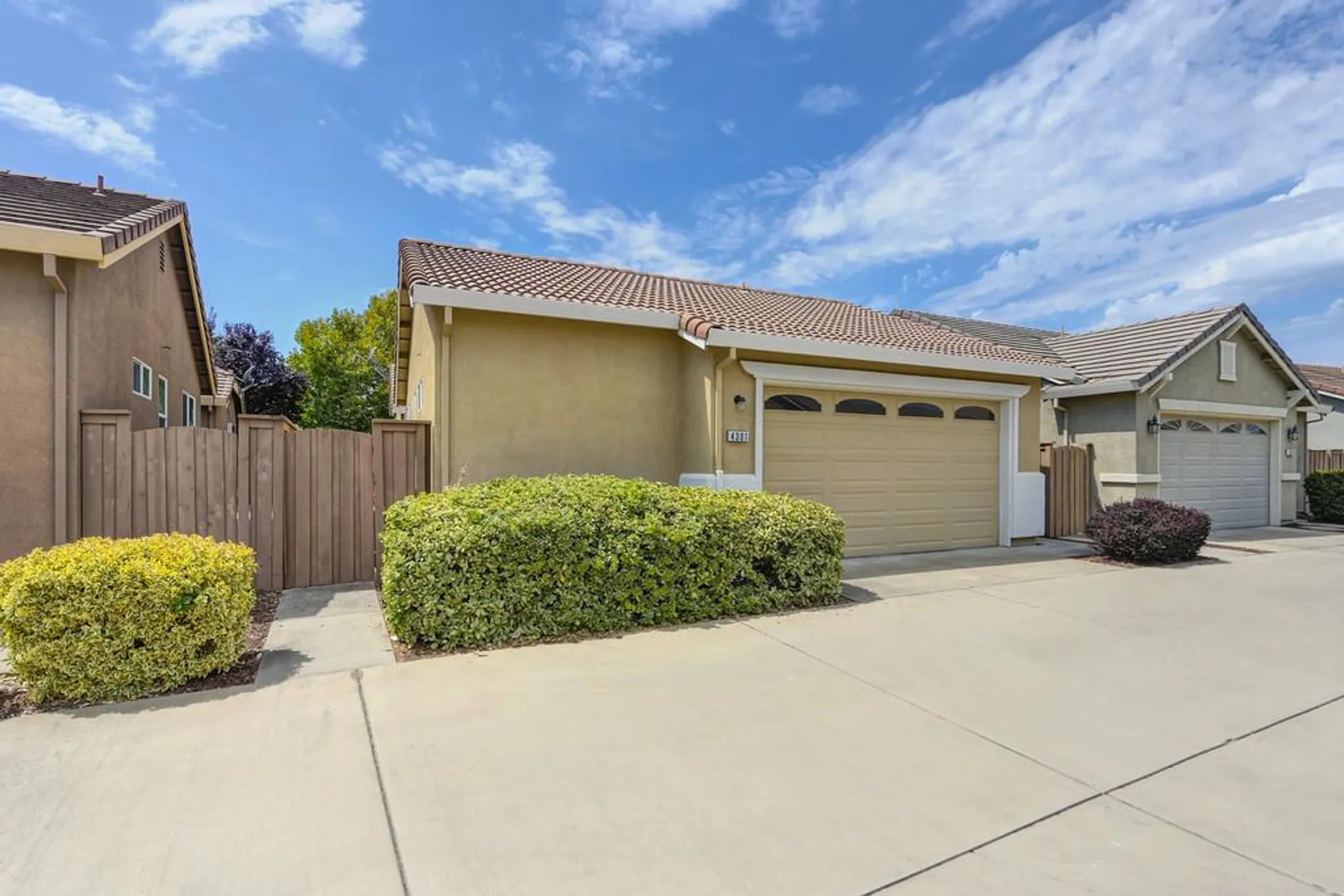 Property Slideshow image 61 of 92 | 4301 hovnanian dr, Sacramento, CA, 95834