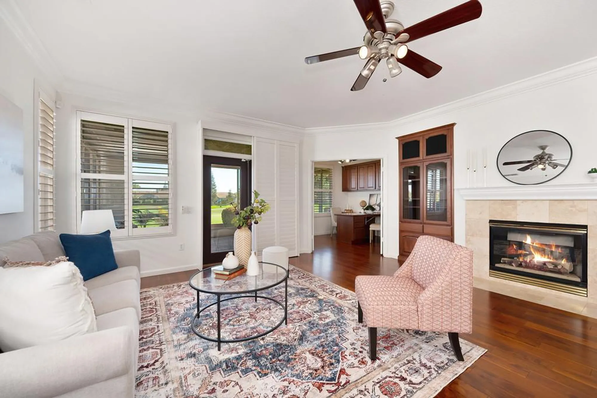 Property Slideshow image 16 of 45 | 7552 school house ln, Roseville, CA, 95747