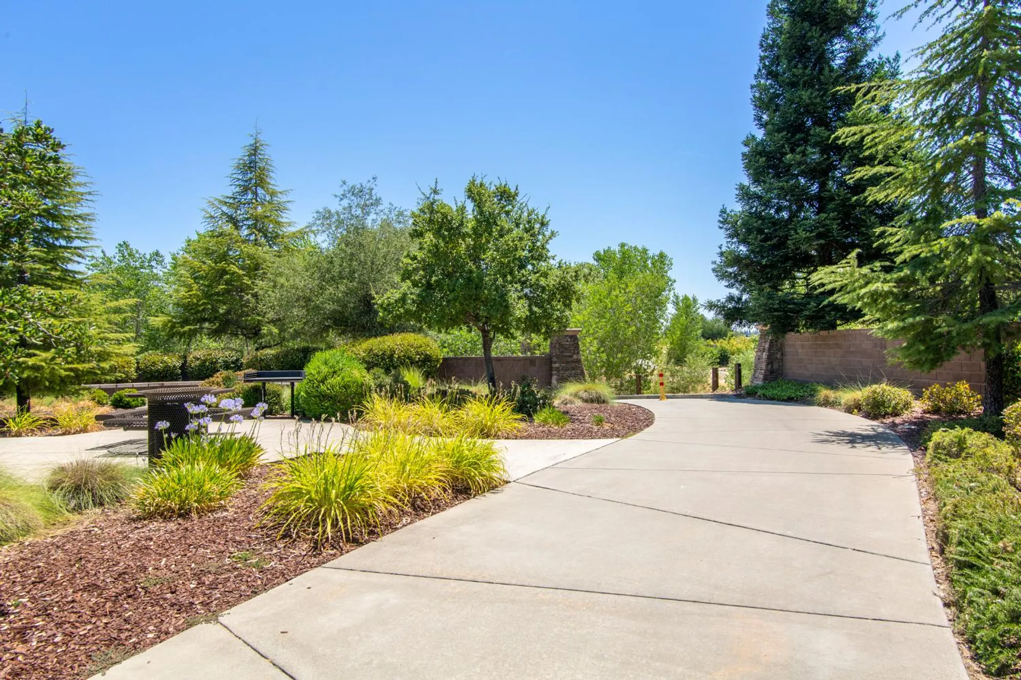 Property Slideshow image 43 of 62 | 1520 topanga ln 104, Lincoln, CA, 95648