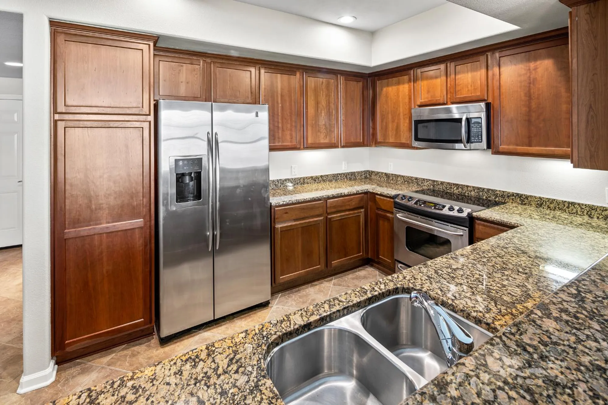 Property Slideshow image 5 of 62 | 1520 topanga ln 104, Lincoln, CA, 95648