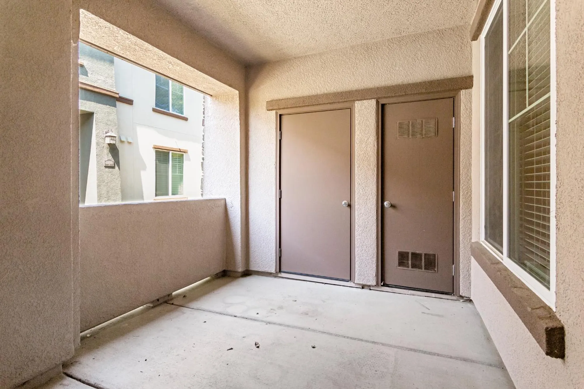 Property Slideshow image 18 of 62 | 1520 topanga ln 104, Lincoln, CA, 95648