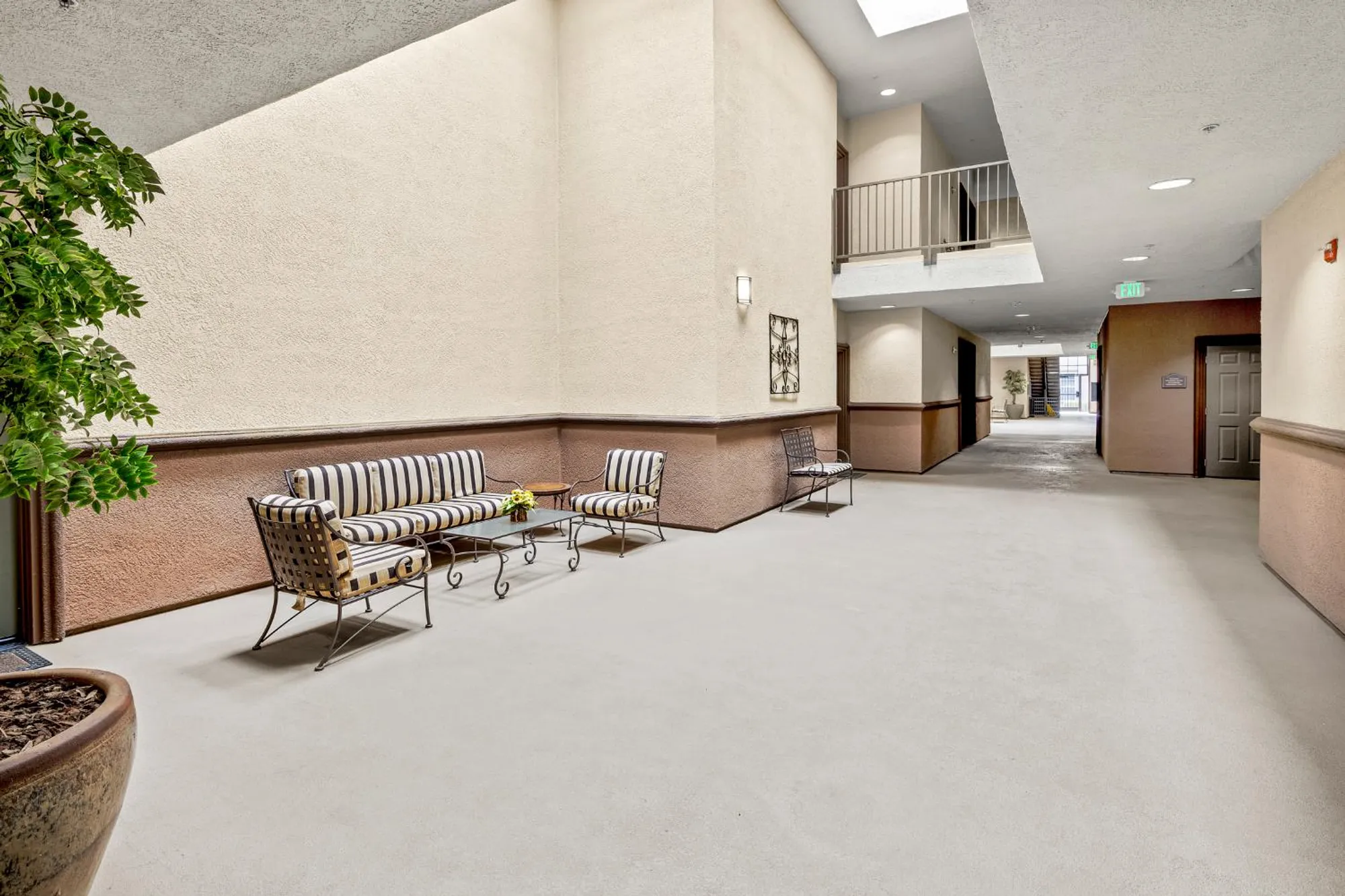 Property Slideshow image 32 of 62 | 1520 topanga ln 104, Lincoln, CA, 95648