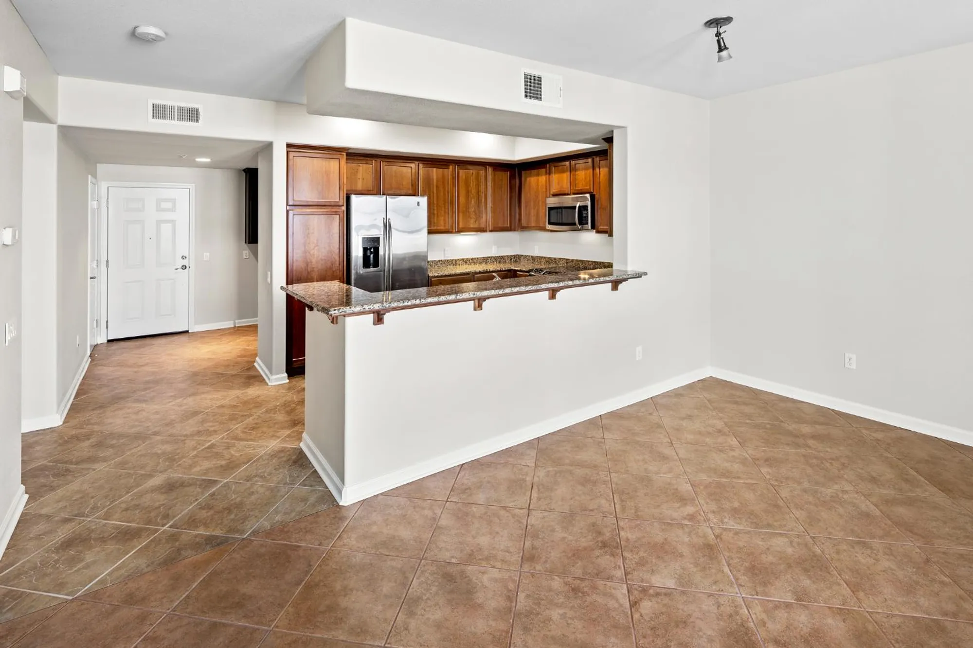 Property Slideshow image 13 of 62 | 1520 topanga ln 104, Lincoln, CA, 95648