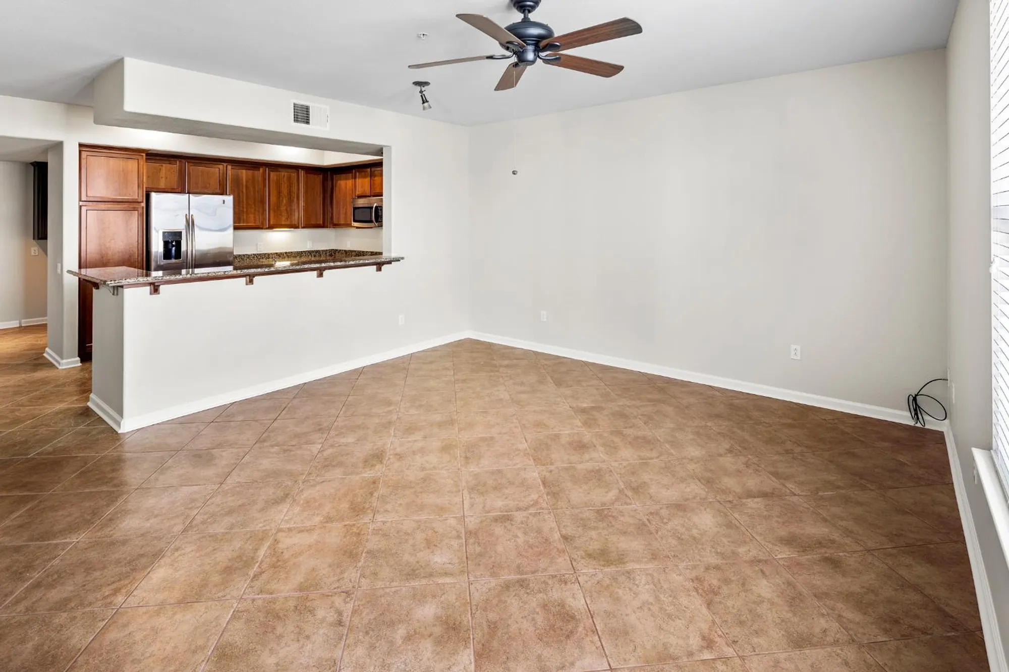 Property Slideshow image 16 of 62 | 1520 topanga ln 104, Lincoln, CA, 95648