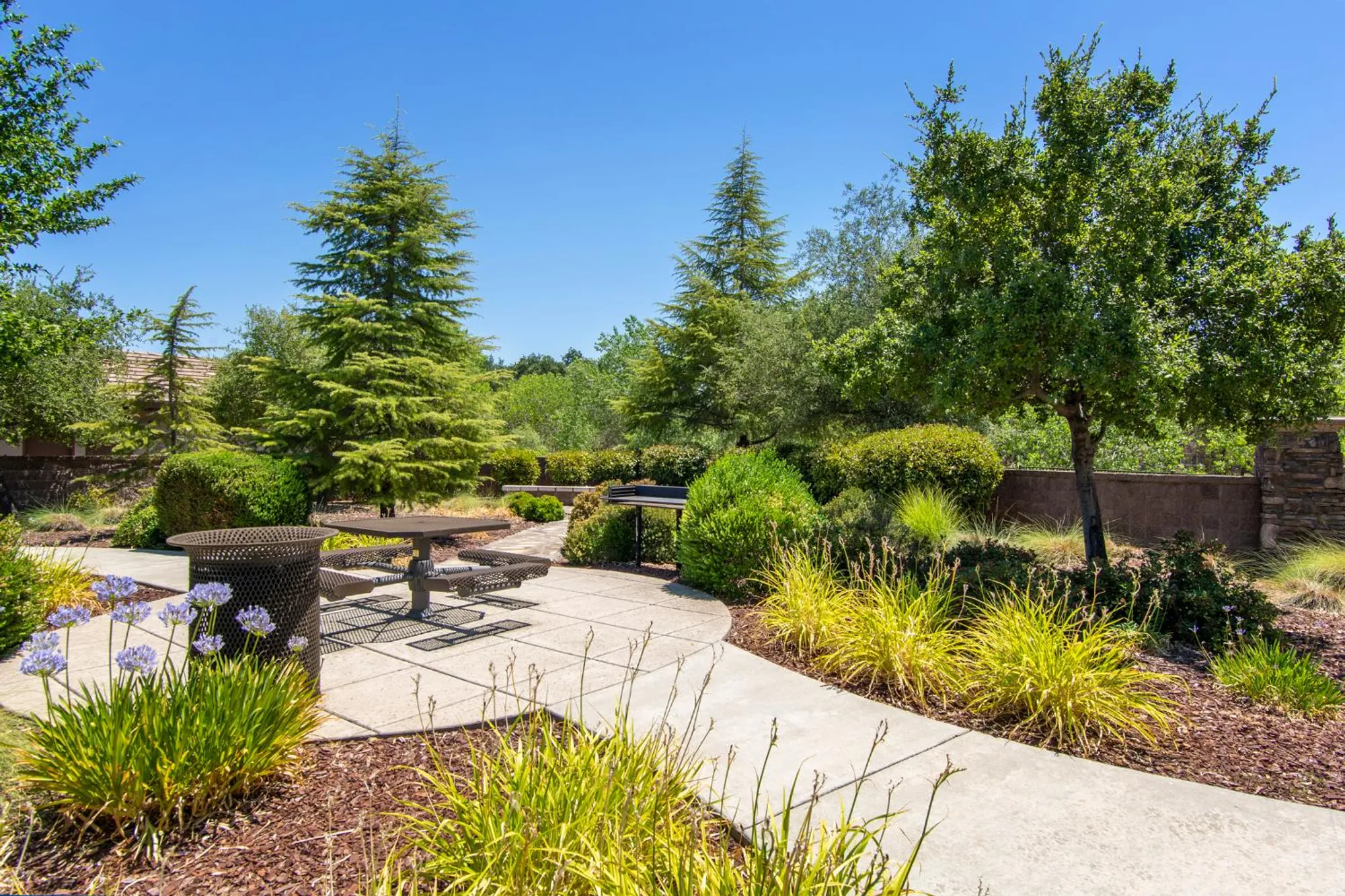 Property Slideshow image 42 of 62 | 1520 topanga ln 104, Lincoln, CA, 95648