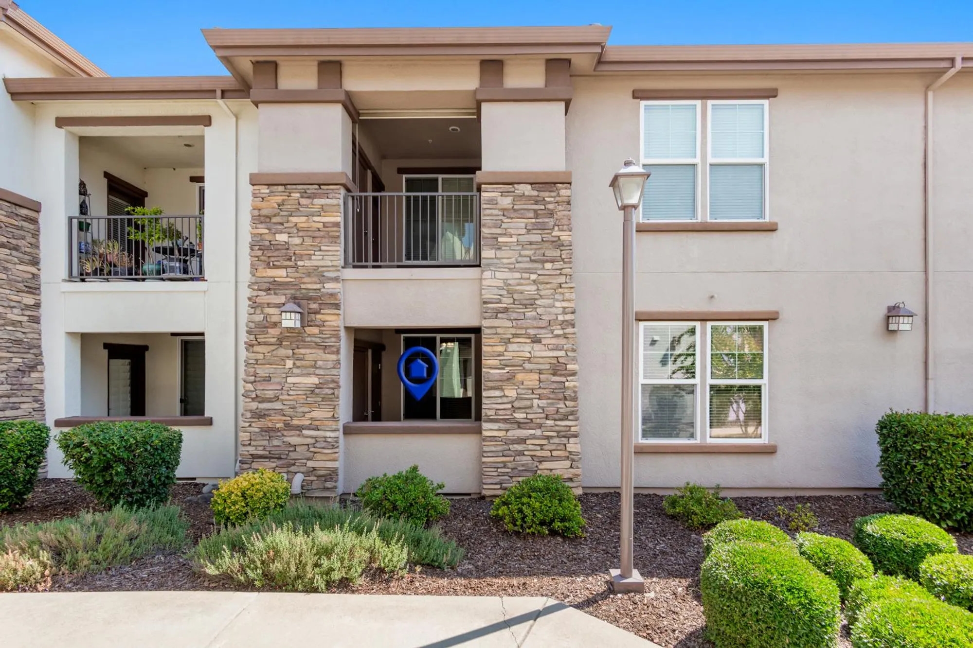 Property Slideshow image 37 of 62 | 1520 topanga ln 104, Lincoln, CA, 95648