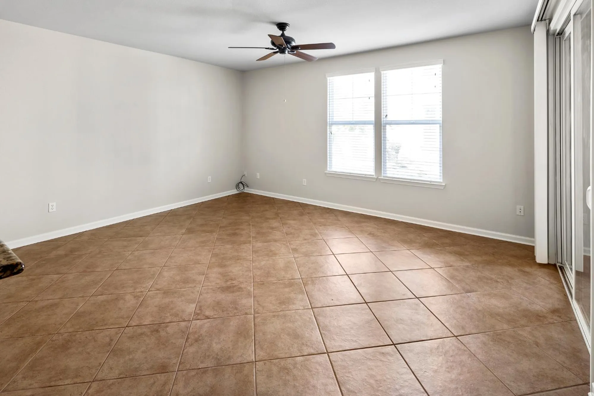 Property Slideshow image 15 of 62 | 1520 topanga ln 104, Lincoln, CA, 95648