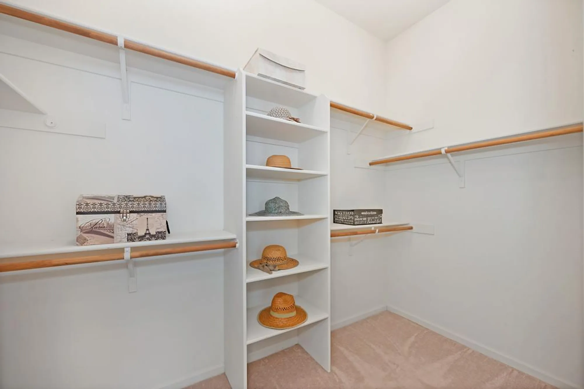 Property Slideshow image 31 of 99 | 15 cristalla pl, Sacramento, CA, 95835