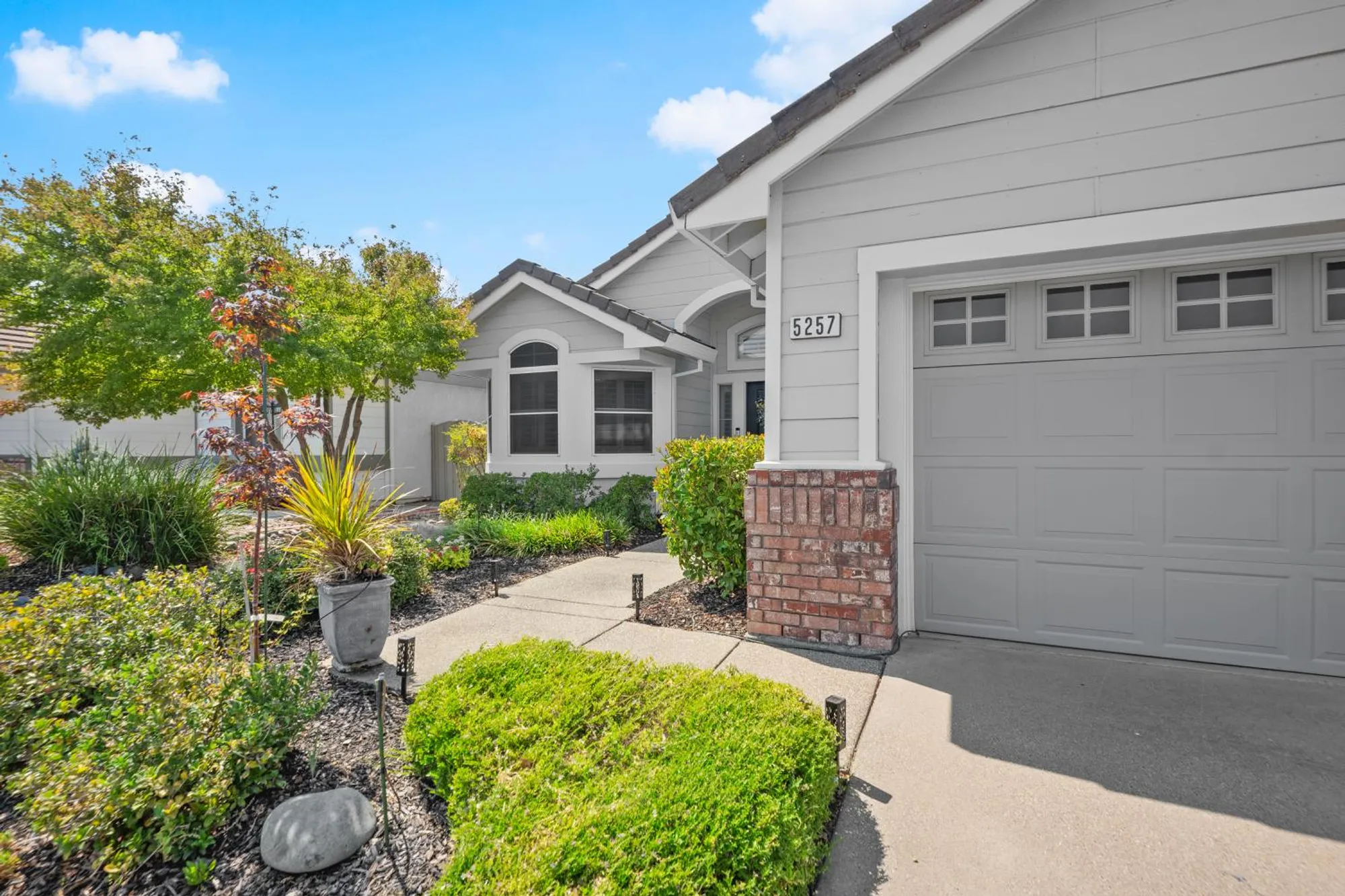 Property Slideshow image 6 of 48 | 5257 dreamgarden loop, Roseville, CA, 95747