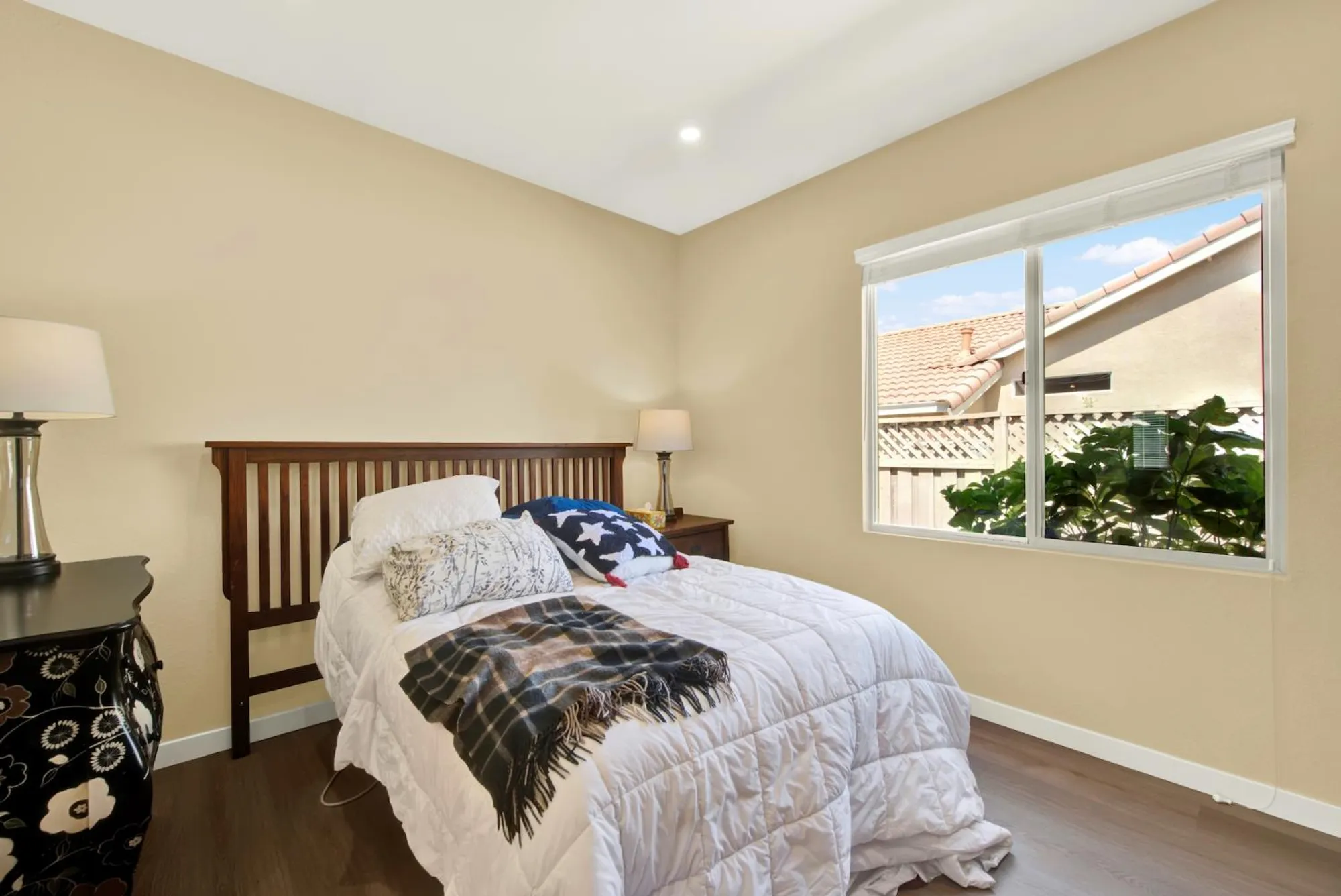 Property Slideshow image 24 of 54 | 891 slawson ln, Lincoln, CA, 95648
