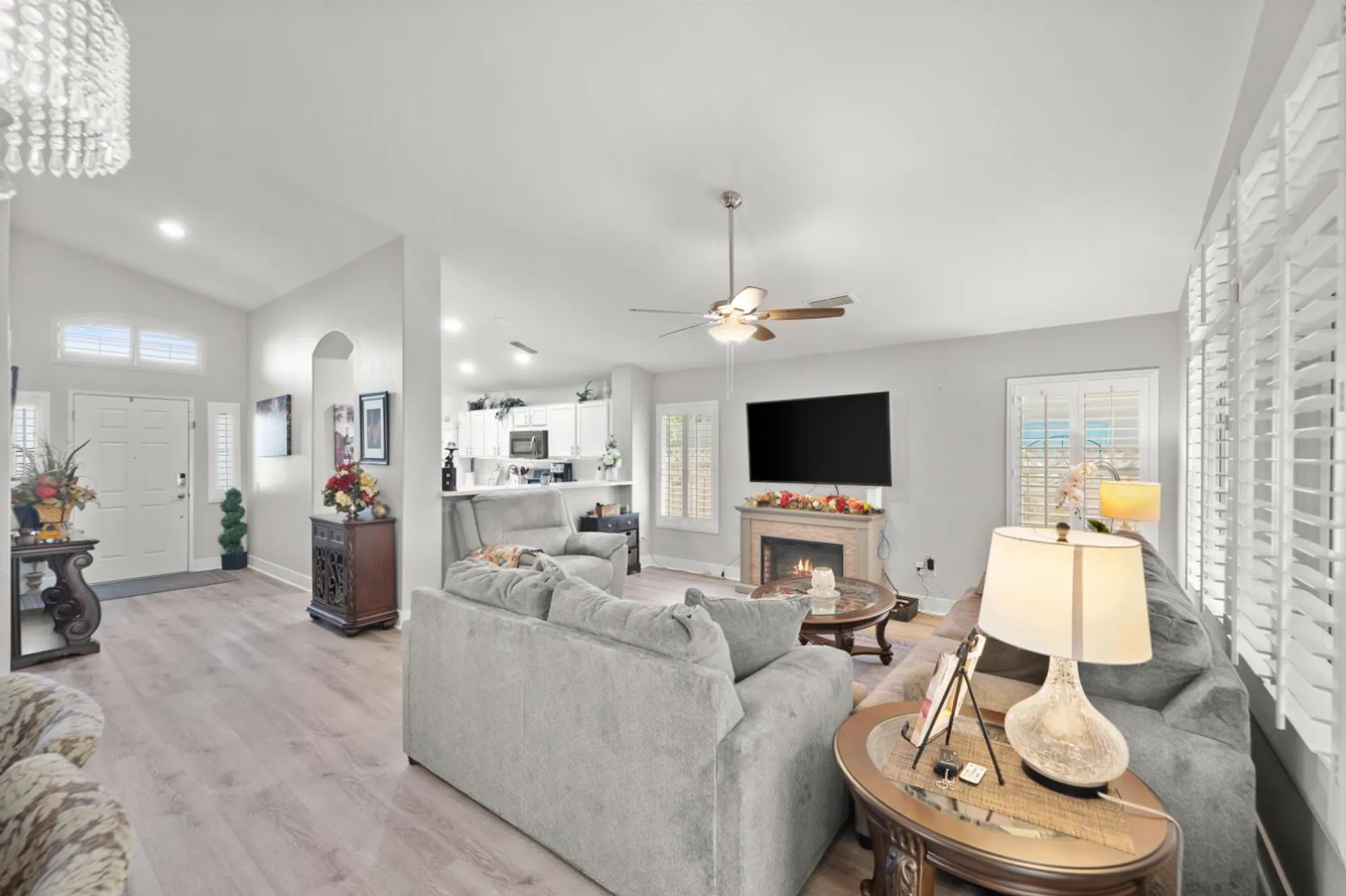 Property Slideshow image 19 of 48 | 5257 dreamgarden loop, Roseville, CA, 95747