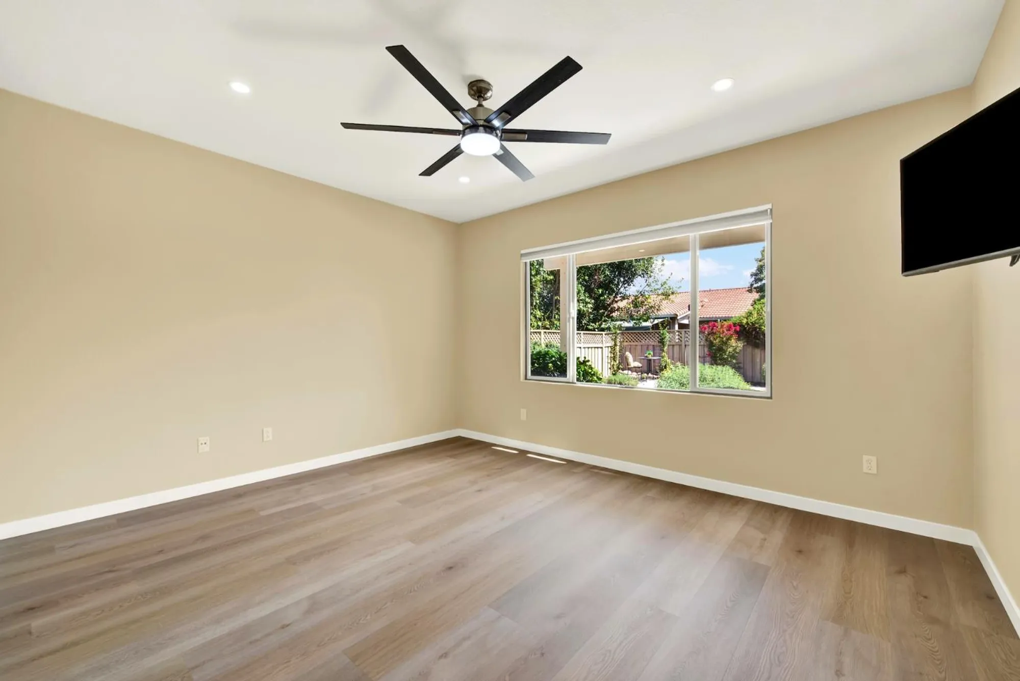 Property Slideshow image 28 of 54 | 891 slawson ln, Lincoln, CA, 95648