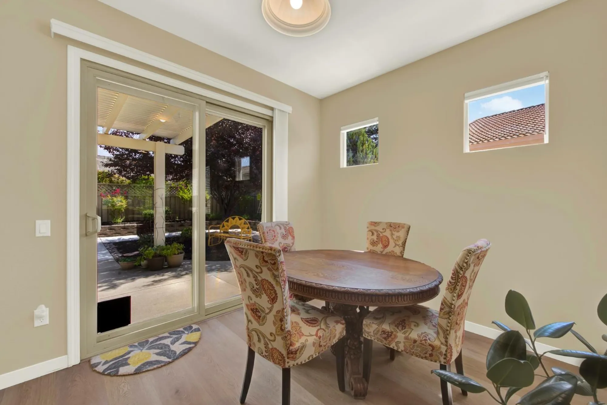 Property Slideshow image 12 of 54 | 891 slawson ln, Lincoln, CA, 95648