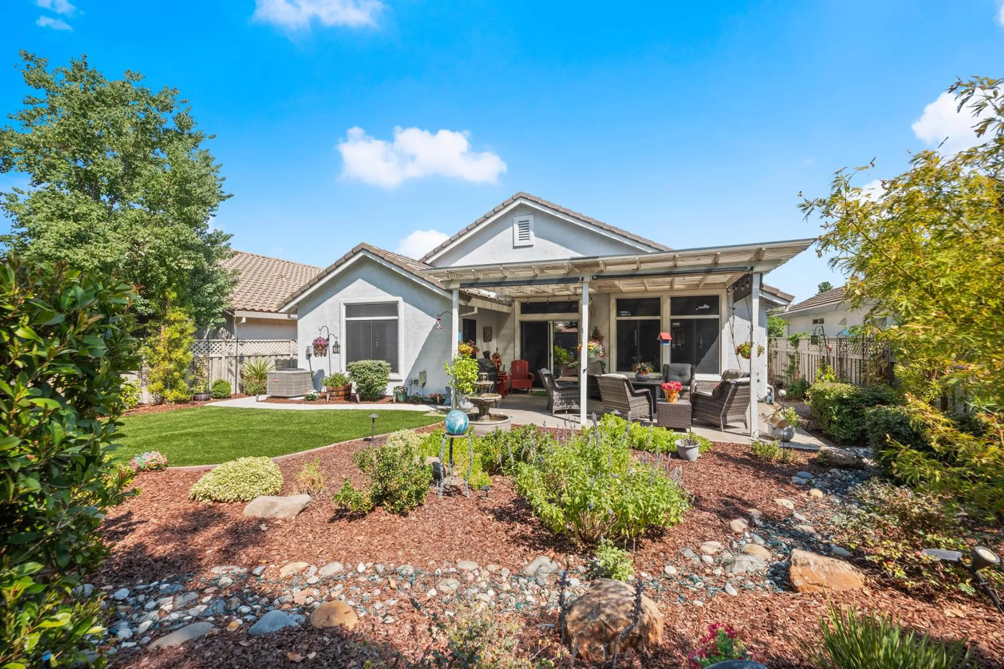 Property Slideshow image 35 of 48 | 5257 dreamgarden loop, Roseville, CA, 95747