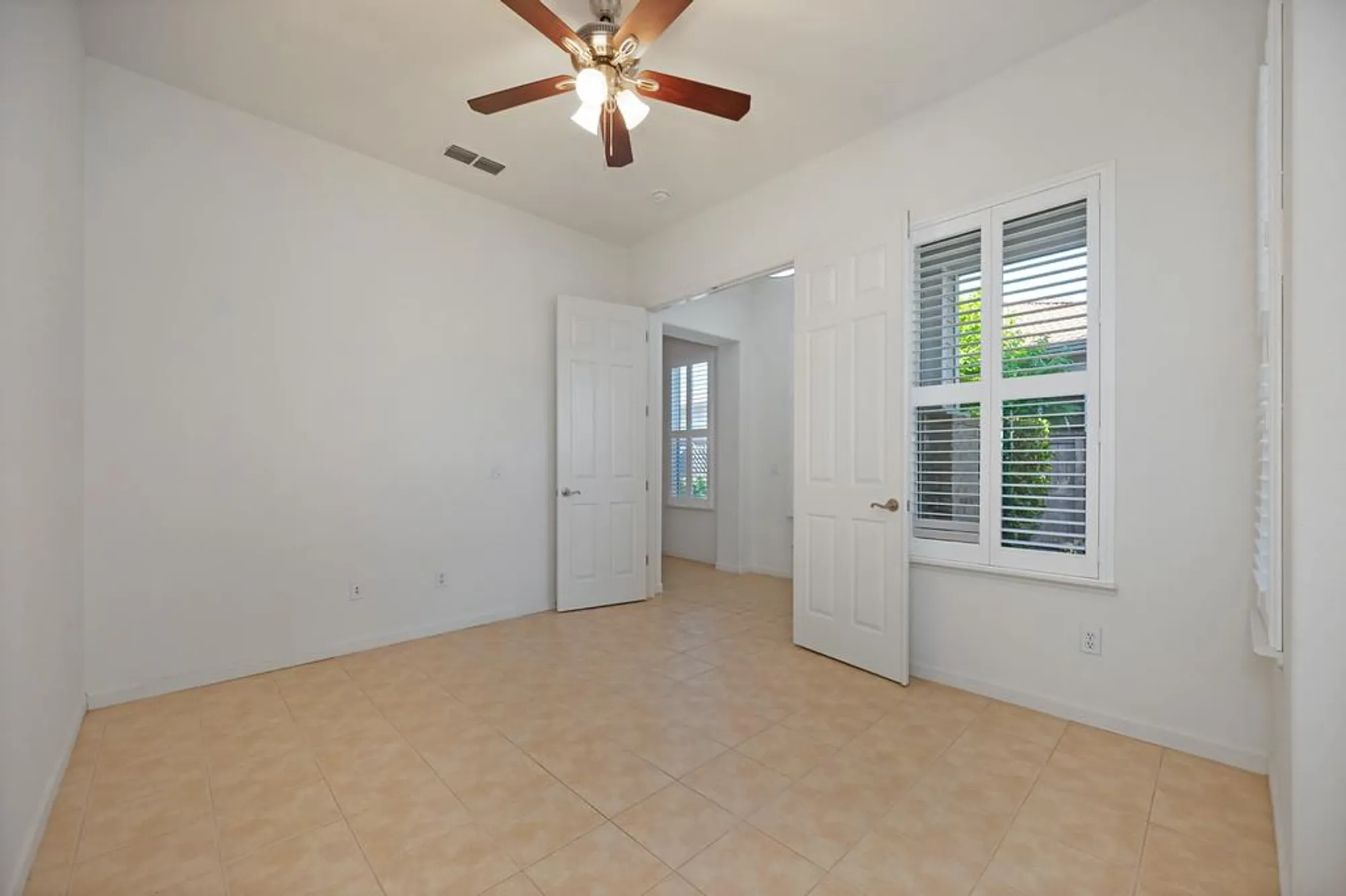 Property Slideshow image 10 of 99 | 15 cristalla pl, Sacramento, CA, 95835