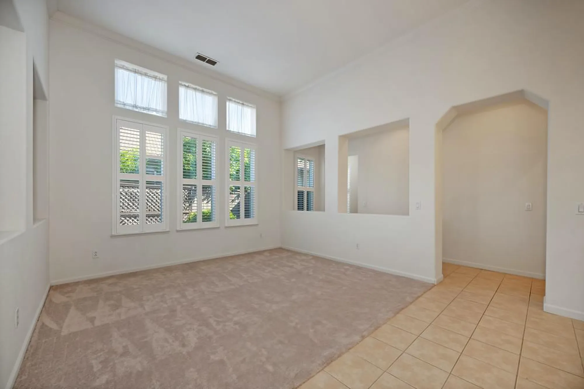 Property Slideshow image 16 of 99 | 15 cristalla pl, Sacramento, CA, 95835