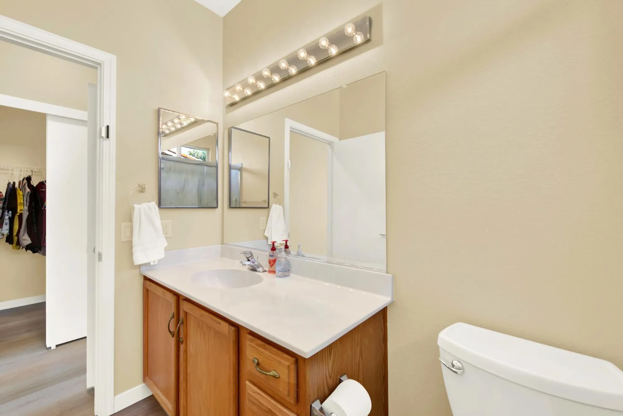 Property Slideshow image 35 of 54 | 891 slawson ln, Lincoln, CA, 95648
