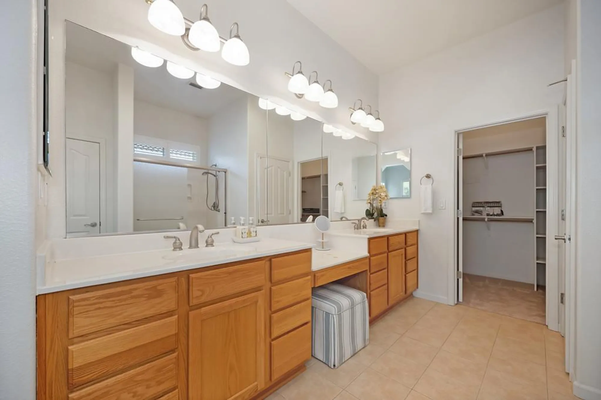 Property Slideshow image 28 of 99 | 15 cristalla pl, Sacramento, CA, 95835